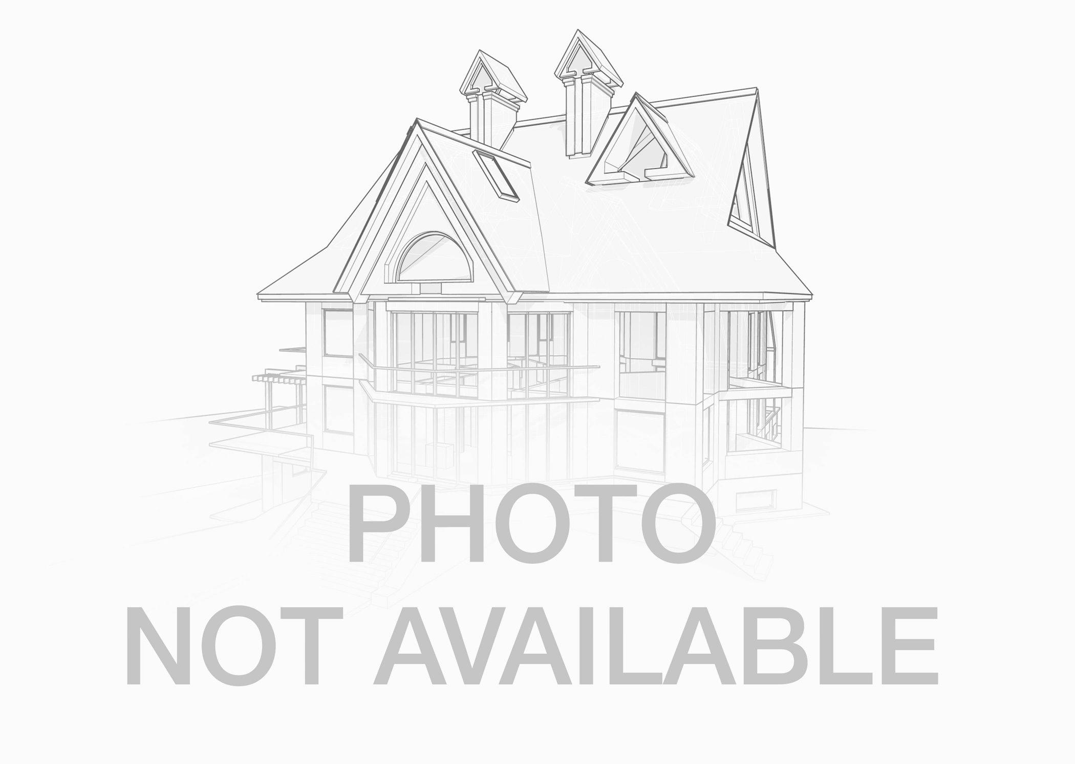 927 N Mozart Street 